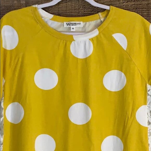 Wonderland by Orange Yellow Short Sleeve Top Lace Trim Polka Dots Size Medium - Picture 2 of 9